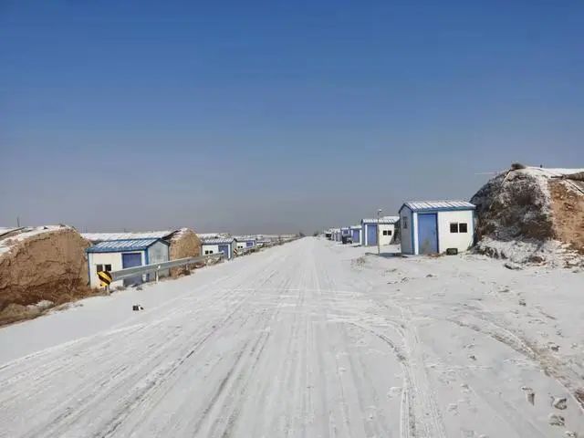 圖片關鍵詞 https://mmbiz.qpic.cn/mmbiz_jpg/qmUUOFzKOySicbjjG0D3GtIeiamkVc4vX0WvshOMfb2eEkjVjQJkz1mHich37y8AicHmhC4uqpPdTHFhxgWeiahdEoA/640?wx_fmt=jpeg